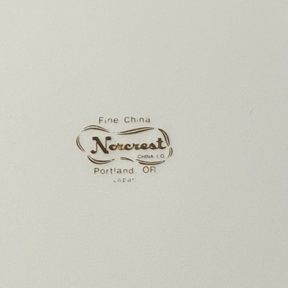 Vintage Chattilon - Fine Porcelain - 50th Anniversary Plate - Norcrest - Picture 2 of 11